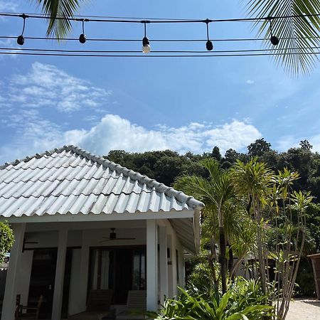 The Cove Hotell Panwa Beach Exteriör bild