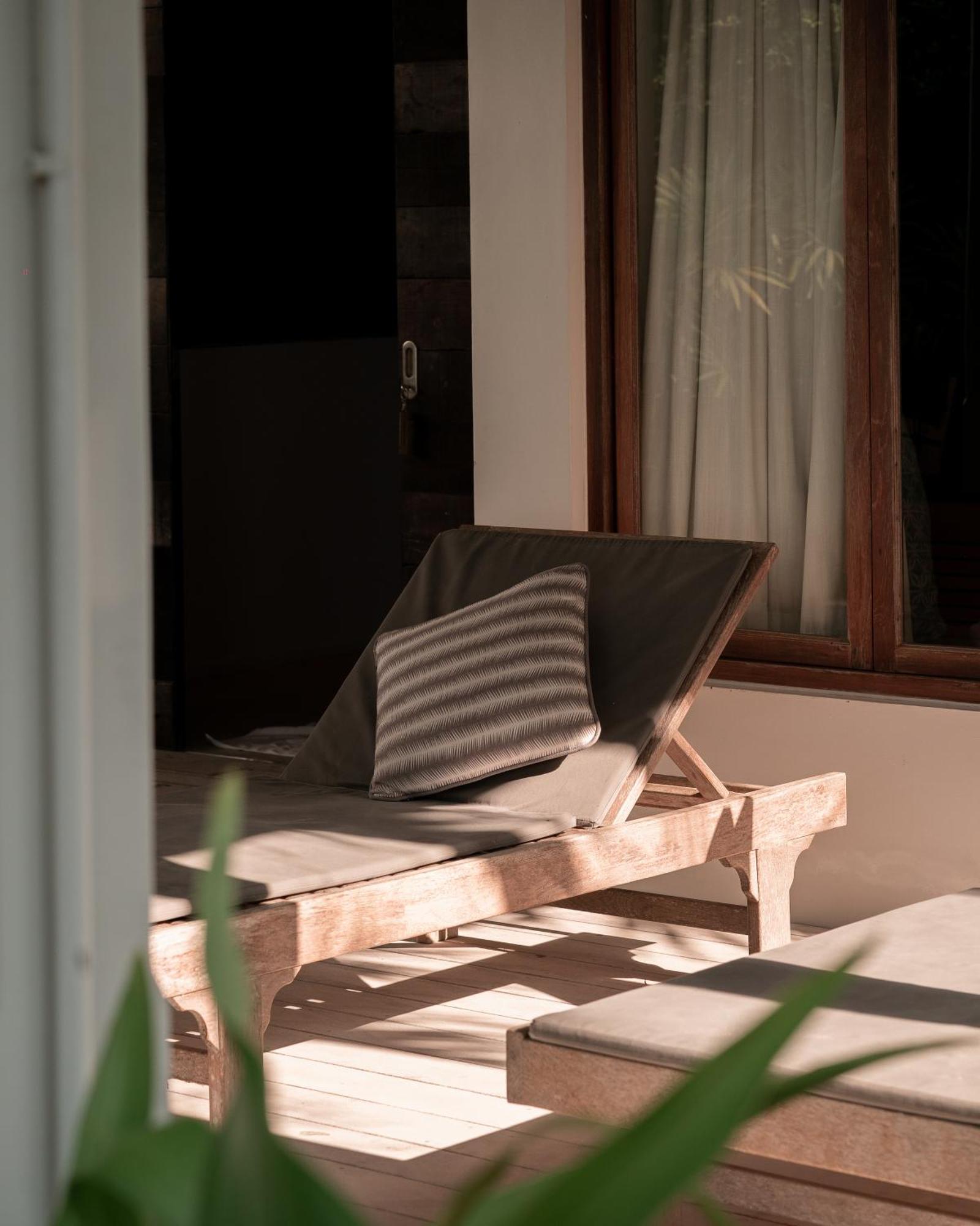 The Cove Hotell Panwa Beach Exteriör bild