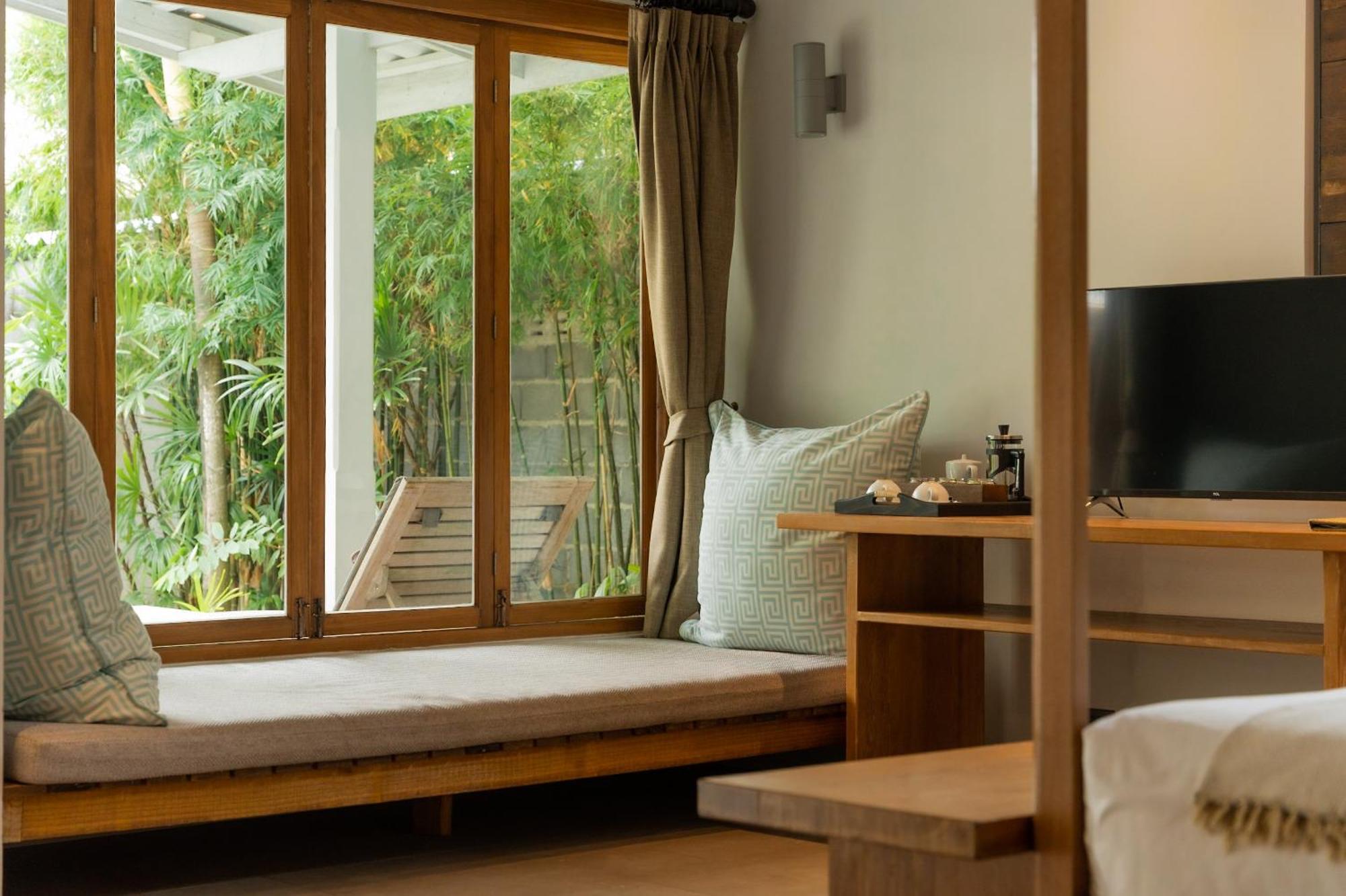 The Cove Hotell Panwa Beach Exteriör bild